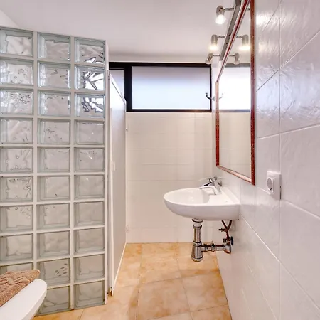 Olas Del Risco - Ocean Views - 2 Min By Lanzarote Ferienhaus